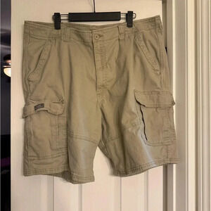 Wrangler Cargo Short Size 40